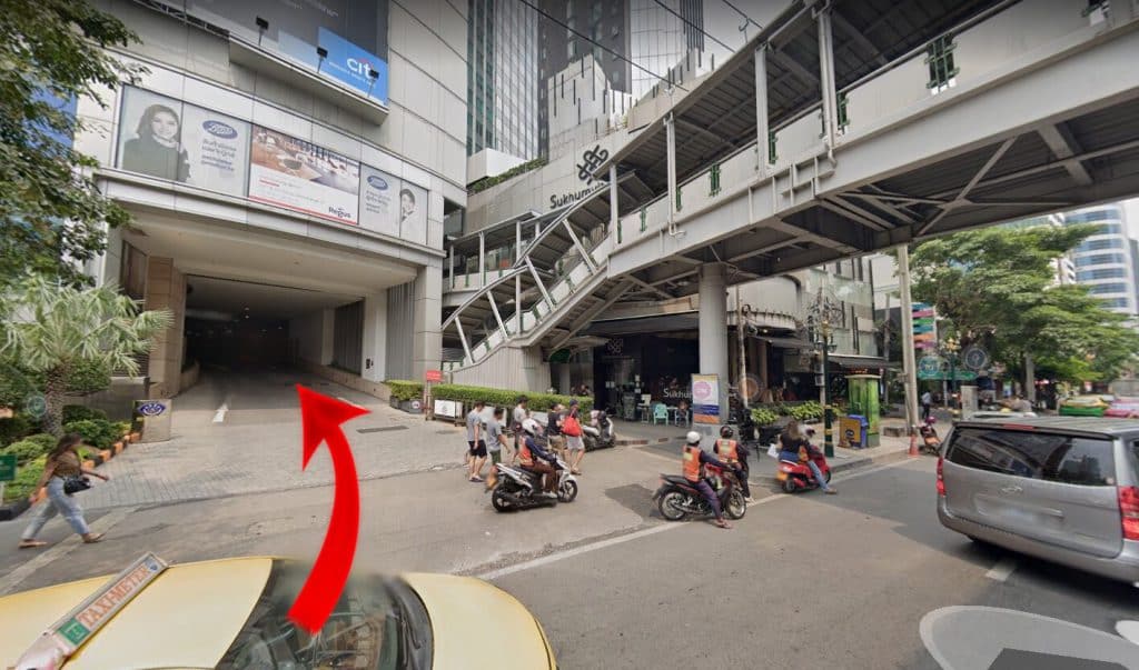 การเดินทางโดยรถส่วนตัว